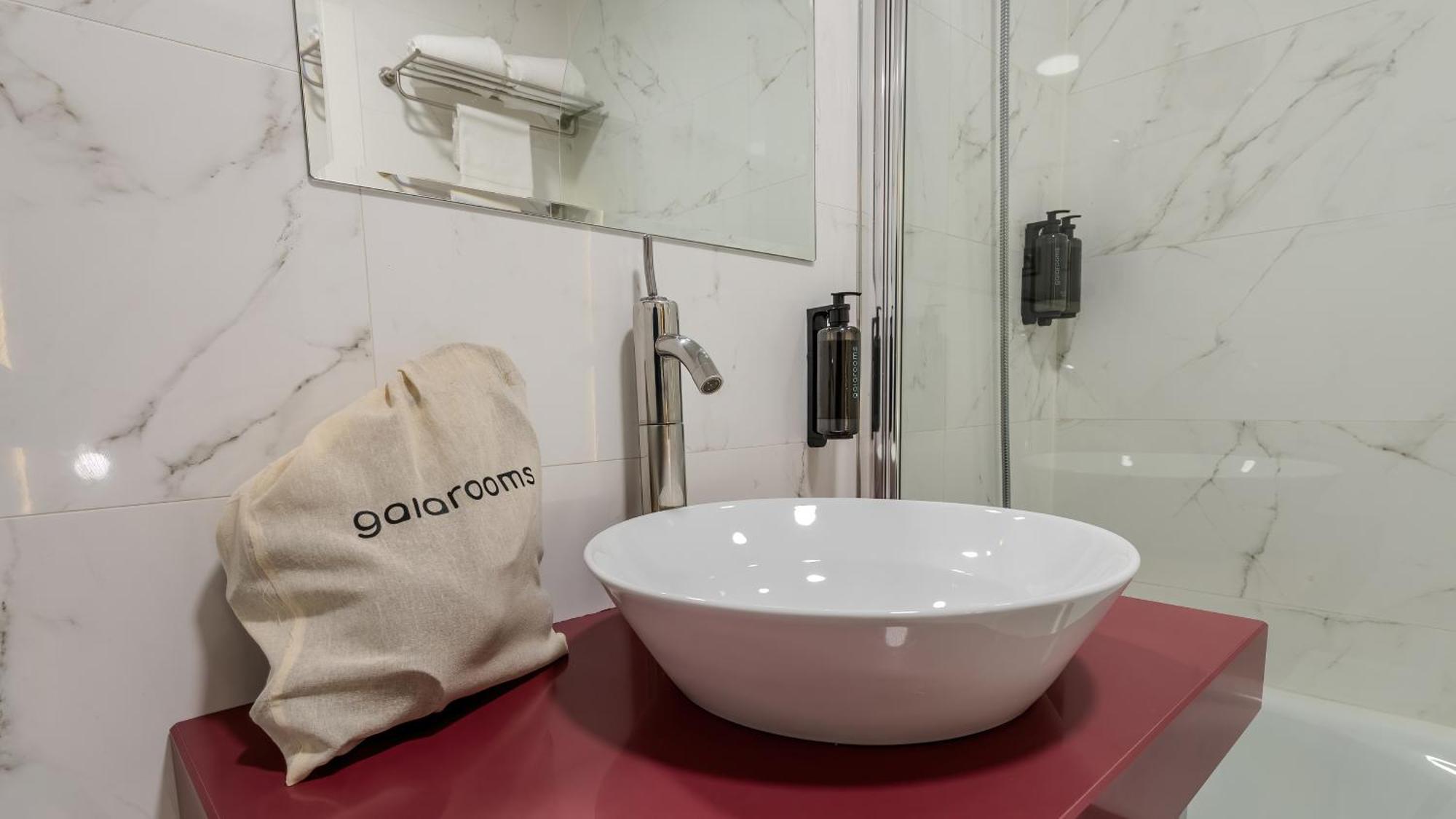 Hotel Barrio Humedo By Gaiarooms Леон Экстерьер фото