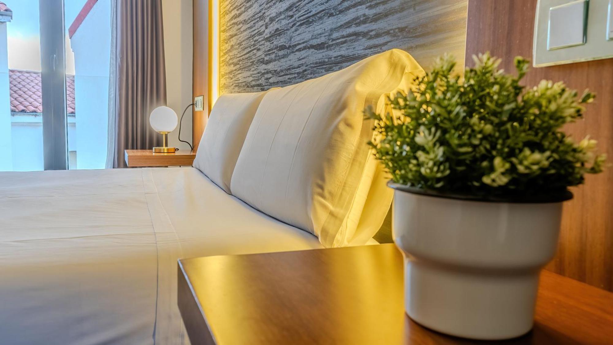 Hotel Barrio Humedo By Gaiarooms Леон Экстерьер фото