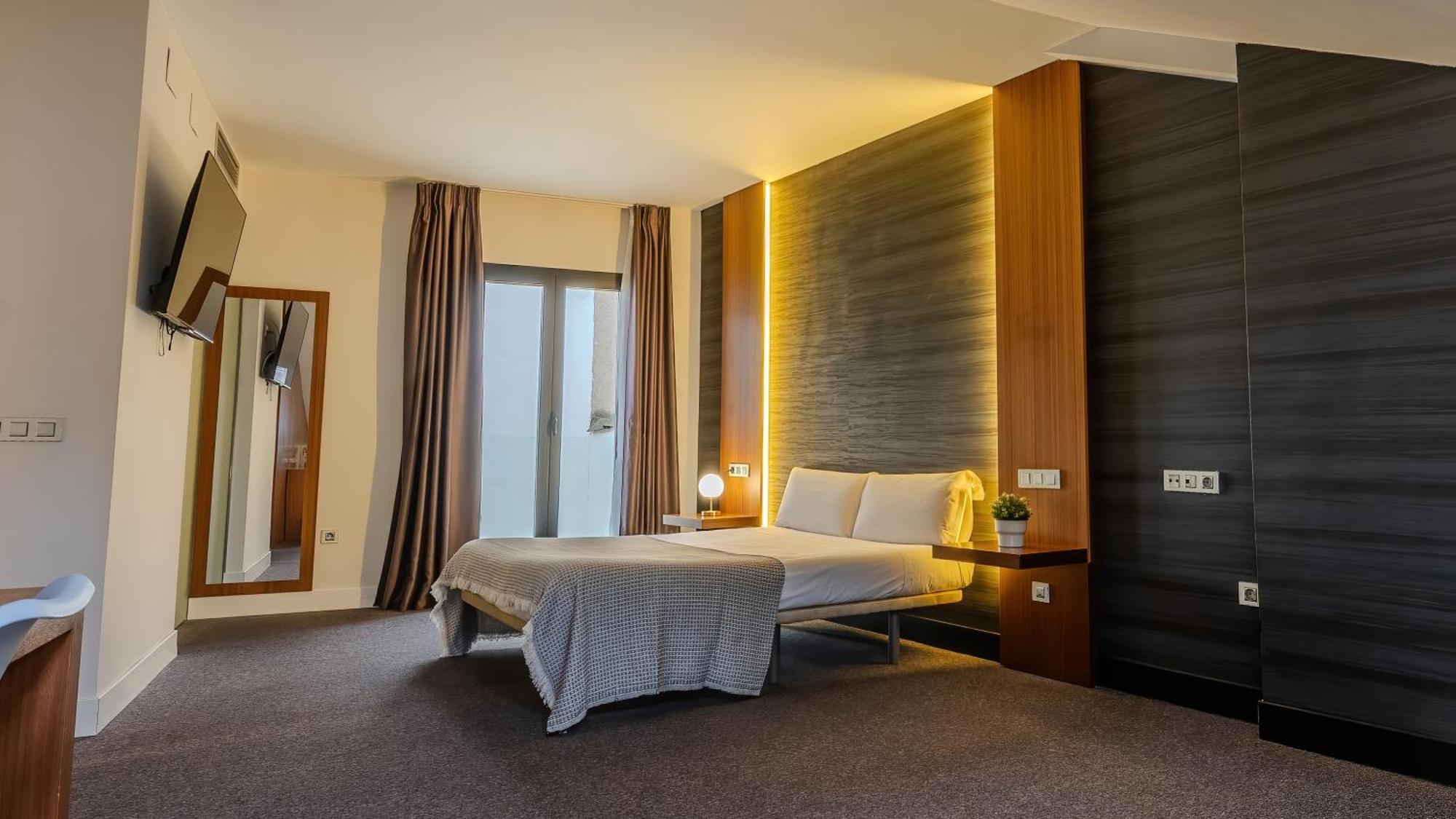 Hotel Barrio Humedo By Gaiarooms Леон Экстерьер фото